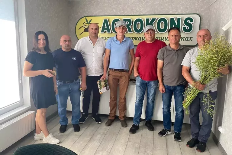 ЗУСТРІЧ З ПАРТНЕРАМИ